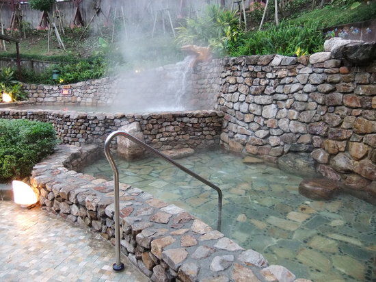 Jiaoxi Hot Springs Park